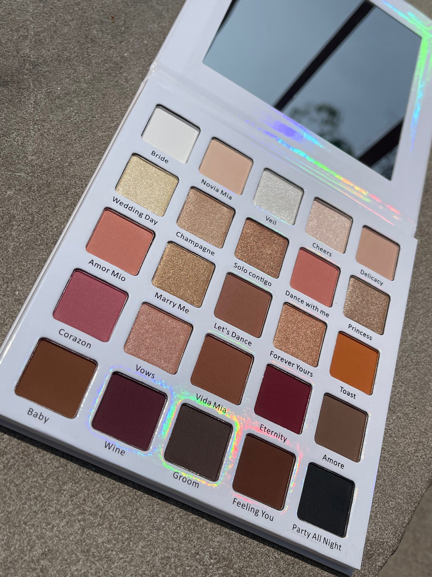 “Be My Bride” Eyeshadow Palette